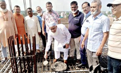 অরবিন্দ শিশু হাসপাতালের ৬ষ্ঠ তলার ছাদ ঢালাই কাজের উদ্বোধন