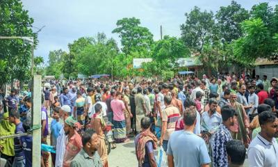 সিরাজগঞ্জে সড়ক দুর্ঘটনায় বেল্লাল মাস্টারের মৃত্যু