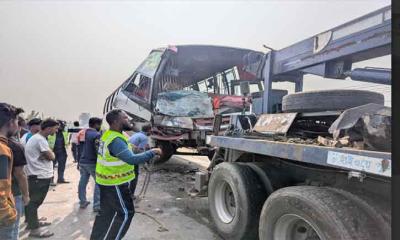 ভাঙ্গায় বাস–ট্রাকের মুখোমুখি সংঘর্ষে ২ জন নিহত, আহত অন্তত ১৫