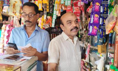 দুই বন্ধুর চিরকুমার জীবন