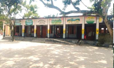 নীলফামারীতে প্রধান ক্ষিকের বিরুদ্ধে অভিযোগ