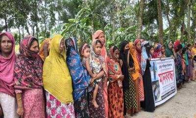 কটিয়াদীতে শফিকুল হত্যাকাণ্ডে জড়িতদের গ্রেপ্তার এবং বিচারের দাবিতে মানববন্ধন