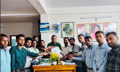 সাংবাদিকদের বস্তুনিষ্ঠ সংবাদ পরিবেশন ও মাদকের বিরুদ্ধে সোচ্চার হওয়ার আহ্বান এমপি বাচ্চুর