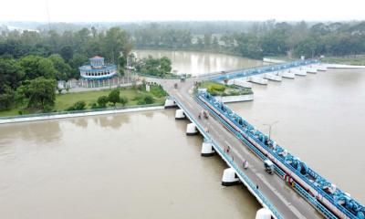 কমছে তিস্তার পানি, স্বস্তিতে নদীপাড়ের মানুষ