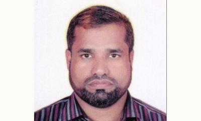 ফেনী সিভিল সার্জন কার্যালয়ের বাগান মালি এখন ক্যাশিয়ার