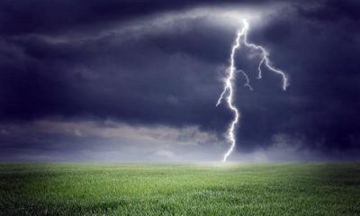 কুমিল্লায় বজ্রপাতে স্কুলছাত্রসহ নিহত ৪
