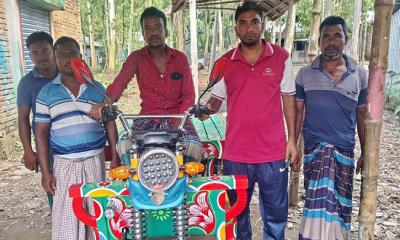 মানবতার ফেরিওয়ালা মাহবুবুর রহমান বিপ্লব