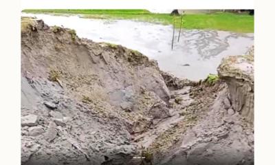 মনপুরায় হাজার কোটি টাকার বেড়িবাঁধে ধস, আতঙ্কে দেড় লাখ মানুষ