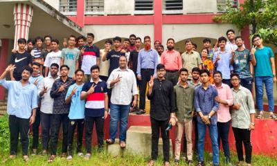 হাটহাজারীতে পাসের হার কমলেও বেড়েছে জিপিএ-৫