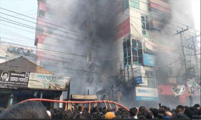 সৈয়দপুরে  অগ্নিকান্ড হক্ষয়ক্ষতির পরিমাণ দুই কোটি টাকা