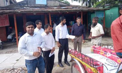 কালাইয়ে উপজেলা প্রশাসন ও কৃষি বিভাগের যৌথ অভিযানে সারের মজুদ যাচাই
