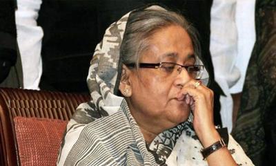 শেখ হাসিনাকে ট্রাইব্যুনালে হাজির হতে বিজ্ঞপ্তি প্রকাশের নির্দেশ