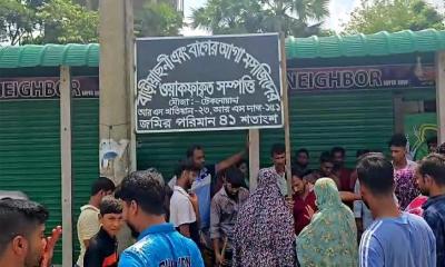 রূপগঞ্জে আদালতের নিষেধাজ্ঞা অমান্য করে মসজিদের নামে সাইনবোর্ড স্থাপন