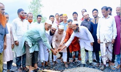 পলাশবাড়ী ছোট শিমুলতলা জামে মসজিদ   এর ছাদ ঢালাই  শুভ উদ্বোধন