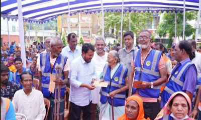 প্রধানমন্ত্রীর ঈদ উপহার পেলেন রাসিকের ১২৩৭জন পরিচ্ছন্নতাকর্মী,