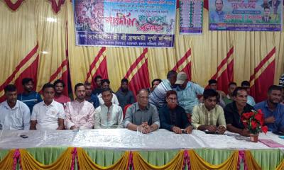 ফটিকছড়িতে পূজা মণ্ডপ পরিদর্শন করলেন কর্নেল (অব.) আজিম উল্লাহ বাহার