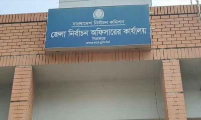 পিরোজপুরের ৩টি সংসদীয় আসনের ৪১৮ কেন্দ্রে নির্বাচনী সামগ্রী বিতরণ শুরু, নজিরবিহীন নিরাপত্তা