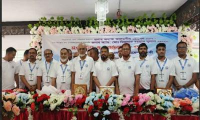 পিরোজপুরে চেম্বার অব কমার্সের উদ্যোগে জেলা পরিষদ প্রশাসক ও ট্যাক্সেস বার সভাপতিকে সংবর্ধনা