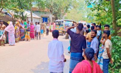 পূর্ব শত্রুতার জেরে যুবককে হত্যা, আহত  ৩