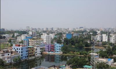 সবুজের রাজশাহী গিলছে ‘অবৈধ’ বহুতল ভবন