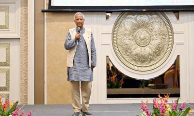মালয়েশিয়ার ব্যবসায়ীদের বাংলাদেশে বিনিয়োগের আহ্বান প্রধান উপদেষ্টা
