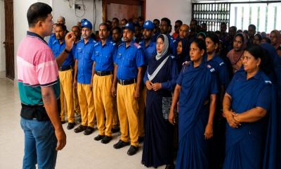 দাউদকান্দিতে গ্রাম পুলিশের চৌকিদারি প্যারেড অনুষ্ঠিত