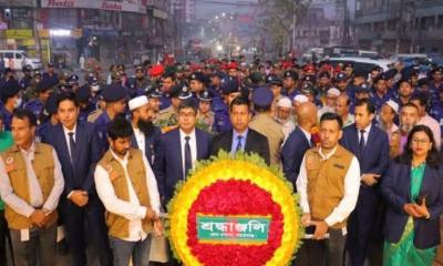 মহান স্বাধীনতা ও জাতীয় দিবসে জেলা প্রশাসনের শ্রদ্ধা
