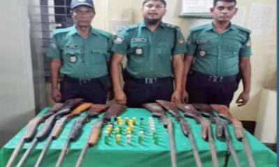 রংপুর নগরীর দর্শনা এলাকা থেকে ১০ টি একনলা বন্দুক সহ ৩৬ টি গুলি উদ্ধার