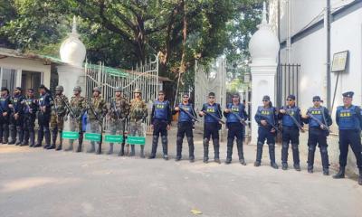 ট্রাইব্যুনালে কড়া নিরাপত্তা, সেনাবাহিনী-বিজিবি-পুলিশ মোতায়েন