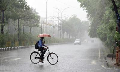সামনে আরও পাঁচ দিন বৃষ্টির সম্ভাবনা, তাপমাত্রা থাকবে প্রায় অপরিবর্তিত