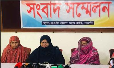 স্বামীর বিরুদ্ধে স্ত্রীর সংবাদ সম্মেলন: বিচার ও নিরাপত্তার দাবি