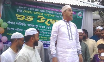 সলঙ্গায় জামায়াত  অসহায় বৃদ্ধার জন্য ঘর নির্মাণ ও নগদ অর্থ সহায়তা