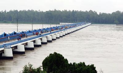 তিস্তার পানি কমলেও দুর্ভোগ কাটেনি নদীপাড়ের মানুষের