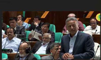 সংসদে শীর্ষ ২০ ঋণখেলাপির তালিকা প্রকাশ করেছেন অর্থমন্ত্রী