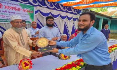 ভাঙ্গুড়ায় মমতাজ মোস্তফা আইডিয়াল স্কুলে কৃতি শিক্ষার্থীদের সংবর্ধনা অনুষ্ঠান