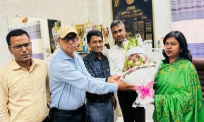 মানিকগঞ্জ পৌরসভায় নতুন প্রশাসক মৌসুমী খানম