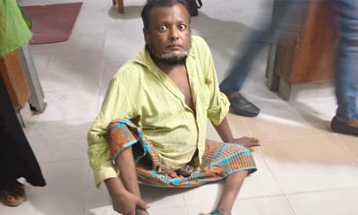 শ্রীপুরে প্রতিবন্ধী বাবার সর্বস্ব কেড়ে নেওয়ার অভিযোগ