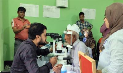 ফরিদপুরে বিনামূল্যে চক্ষু সেবা ক্যাম্প অনুষ্ঠিত