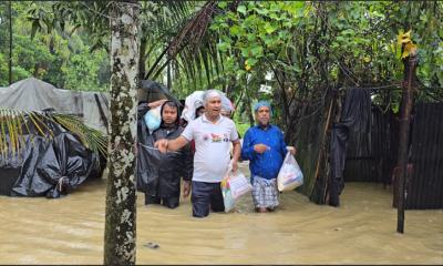 পানিবন্দি মানুষের পাশে এমপি লুৎফর রহমান কাজলের  সহায়তা