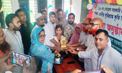 মুকসুদপুরে কৃতি শিক্ষার্থীকে সংবর্ধনা