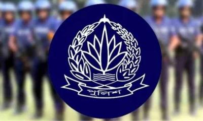 ৬ পুলিশ কর্মকর্তা বরখাস্ত