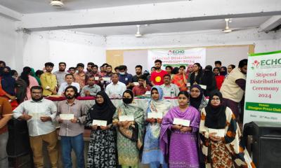 দিনাজপুরে ১০২ জন মেধাবী শিক্ষার্থী পেলো ইকো’র শিক্ষা বৃত্তি