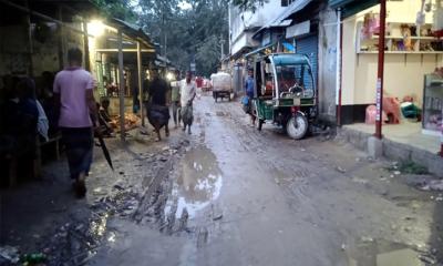 মধুখালীর মেগচামীতে ইটের রাস্তার বেহাল দশা, জনদুর্ভোগ চরমে