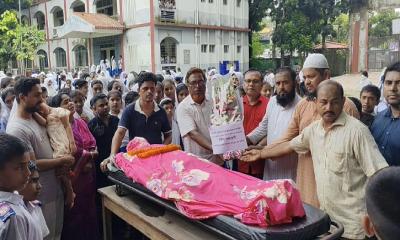 কুলিয়ারচরের শিক্ষক বাবু সঞ্জিত চন্দ্র রায়ের মৃত্যুতে বিদ্যালয় প্রাঙ্গনে শোকের ছায়া