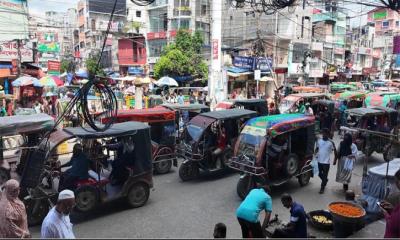 অটোরিকশার চাপে অসহায় রাজশাহী মহানগরী