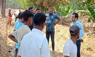 বাইশারীতে সড়ক‍‍`র চলমান কাজ পরিদর্শনে-ইউএনও