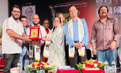 শিল্প ও নান্দনিকতা পুরস্কার-২০২৫’ এ ভূষিত গোলাম শাহরিয়ার কবীর