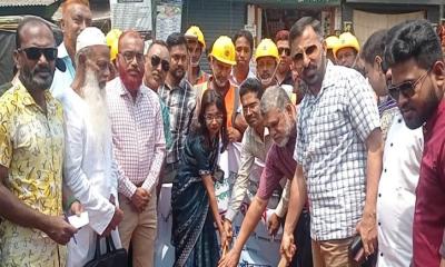 সাতক্ষীরার কলেজ রোড  নির্মাণ কাজের উদ্বোধন