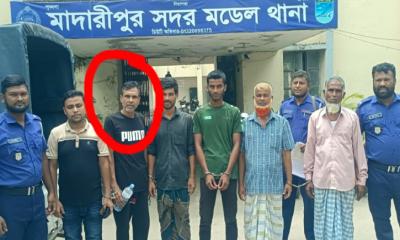 মাদারীপুরে এশিয়ান টেলিভিশনের পরিচয় দিয়ে চাঁদাবাজি: মাসুদ খান গ্রেফতার