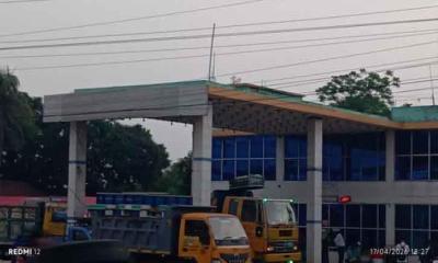 ভালুকায় অধিক মূল্যে জ্বালানি তেল বিক্রির দায়ে  ফিলিং স্টেশনকে  জরিমানা ‎ ময়মনসিংহ